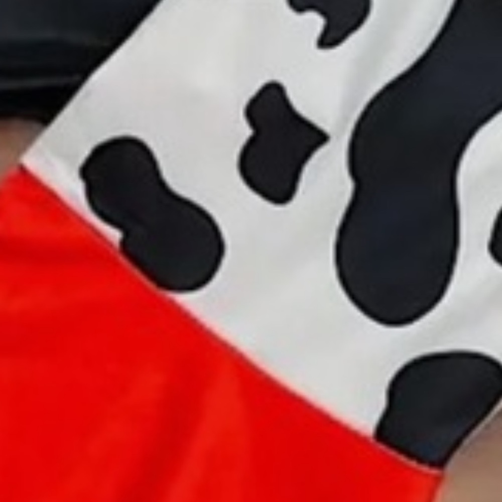 I get my attitude from women Im related to Black and red cow print flare outfit - Picture 5 of 5